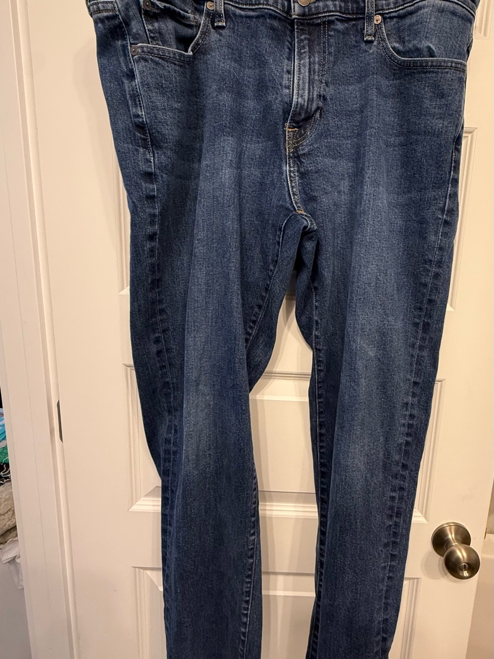 Lucky Brand Men's Blue Jeans Size 36 x 30 Medium Wash Denim Casual - A